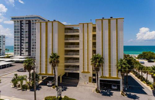 Beachfront Great Views King Bed Heated Pool Balcony - 301 - Foto 34