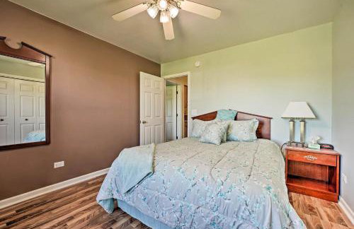 3 Mi to Lake Michigan Access Sawyer Home with Patio - Foto 14