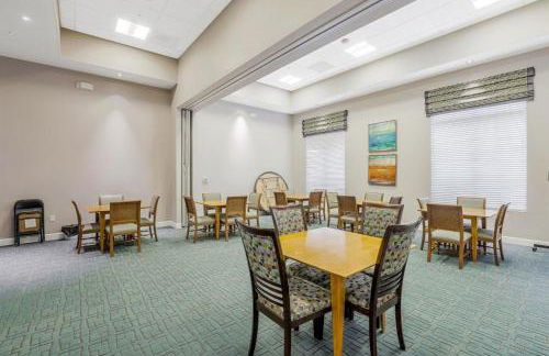 Modern waterfront home in Artesia with pool/gym - Photo 47