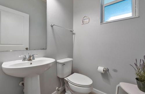 Amazing 4BdrmsPrivate Hot Tub7 miles from Disney - Foto 18