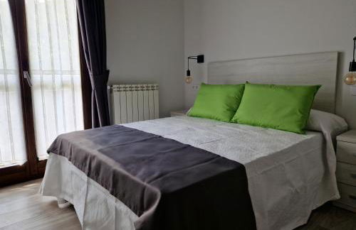 Apartamentos Villa de Panes - La Milera - Foto 1
