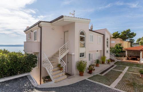 Holiday home Lola, sea on a palm! HEATED POOL - Photo 8