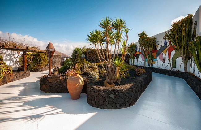 Tour César Manrique: Cueva de los Verdes, Giardino dei Cactus e Fondazione César Manrique - Foto 5