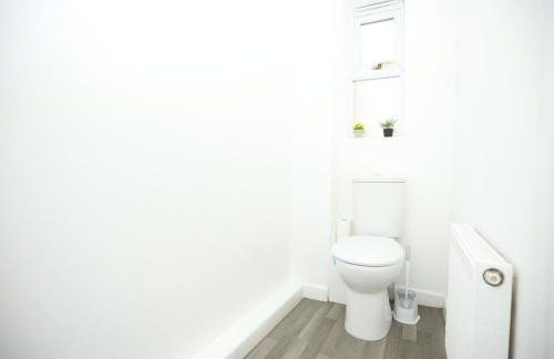 3 Bed House with parking near HPC pickup - Foto 2