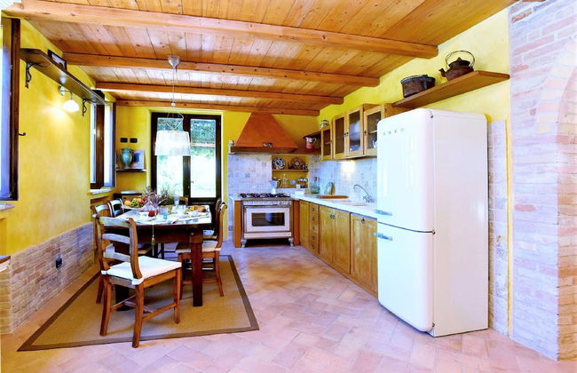 Elegant Villa in Montecosaro Italy with Hot Tub - Foto 9