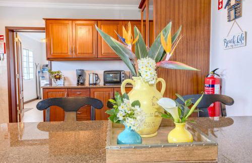 La Casita Felizola- Charming Coastal Escape - Foto 17