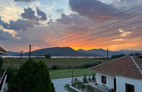 Ourania's Apartment Kastoria - Foto 12