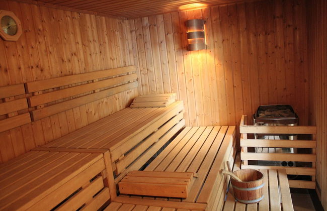 Winenne Home With Hot Tub - Photo 34