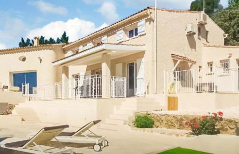 Nice Home In Ste-Anastasie-Sissole - Photo 14