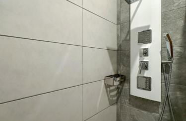 Ampio e luminoso appartamento Arona Galleria - Foto 6