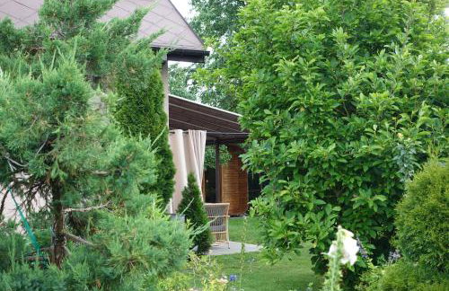 "Jabłonie i grusze" Nice home in a big garden with sauna and wifi - Foto 15