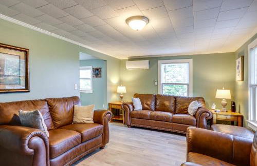 Charming Watkins Glen Home with Yard! - Foto 5