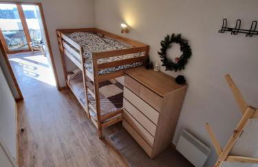 Appartement 4 personnes 32m2 Au pied des pistes- WiFI- Balcon Sud- Chamrousse 1650 - Foto 3