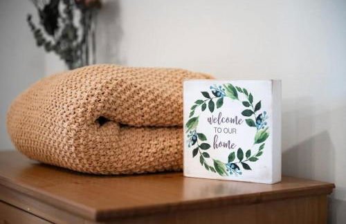 Modern cozy residential home local experience - Foto 45