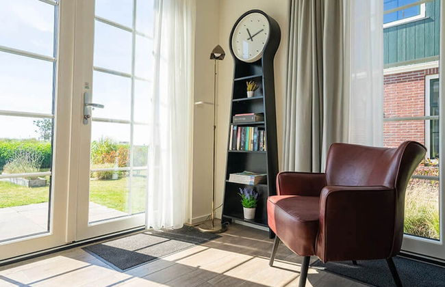 Scenic Stay by the Water - Foto 9