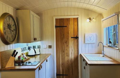 Bertie's Retreat - Photo 5