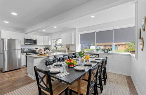 Amazing Mid Century Coastal, Heated Pool, Beaches - Foto 4