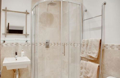 Princes Villa - large fully Self Contained Flat, 5 minutes from the sea - Foto 50