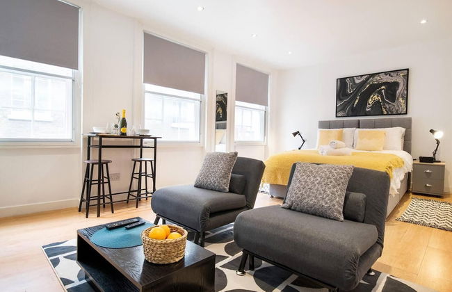 Livestay - Hidden Covent Garden Gem - Photo 3