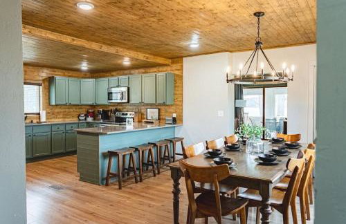 Northwood's Retreat on Pine Lake! With Hot Tub! - Foto 8