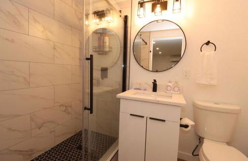 Studio near Downtown, Airport, stadiums, light rail, train - Foto 15