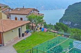 Casa del Borgo Pregasio Garden and view by Gardadomusmea - Foto 29