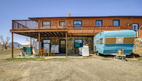 Cody Apartment with Panoramic Mountain Vistas! - Foto 3