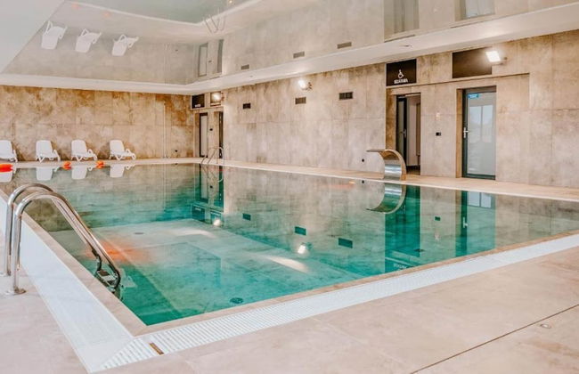 Apartment With River View, Sauna, and Indoor Pool - Foto 14