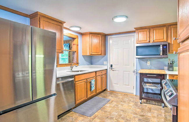 Pet-Friendly Yard! Fun Family Home in Cape Cod - Foto 9