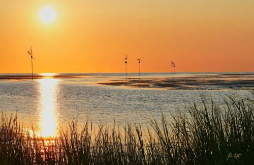 Lovely House 5 Min to Beach with Deck Grill and Garage - Foto 3