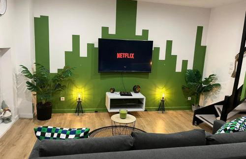 Escale au jardin des rêves terrasse parking privée 8 personnes - Foto 10