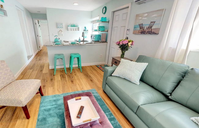 Modern Grove Duplex Unit B - Foto 14