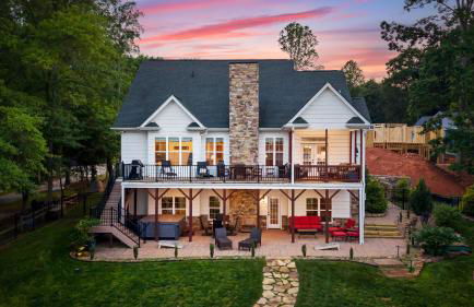 Spacious Waterfront Home on Lake Norman with Firepit Views and Dock Access - Foto 50