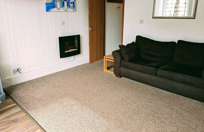 Chalet-sleeps6-parking-garden-pool - Foto 12