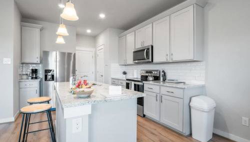 Open Kitchen - Covered Patio - Community Pool - Foto 3