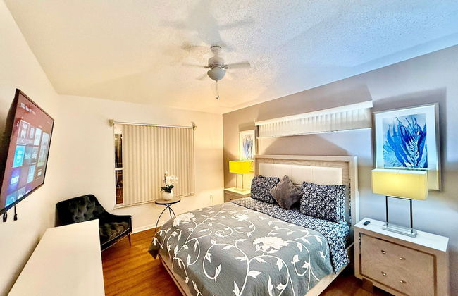 Grand Luxury Deluxe 4BR Pool Home Near Disney - Foto 47