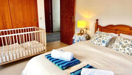 Sa Calma Marina A Tranquil Mediterranean Retreat - Foto 5, towels, wardrobe