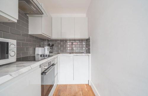 Lovely 1 Bedroom Apartment in Eastleigh Town Centre - Foto 8