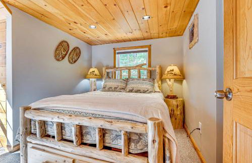 On Baxter Lake Wooded Retreat Near Trails - Foto 13