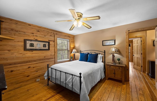 Lakeside Lodge by Avantstay Hot Tub Dock - Foto 22