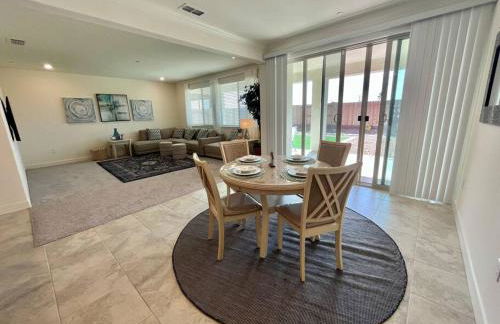 Brand-New, Beautiful & Stylish Home in Sacramento! - Foto 14