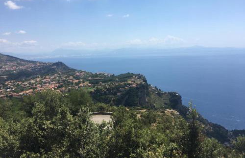 Coastal Cliff, Amalfi - Photo 29