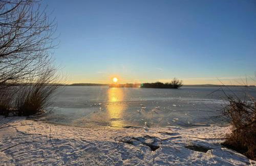 Fewo Erdgeschoss Ankerplatz mit Sauna direkt am Brombachsee bei Juliane und Klaus - Foto 24