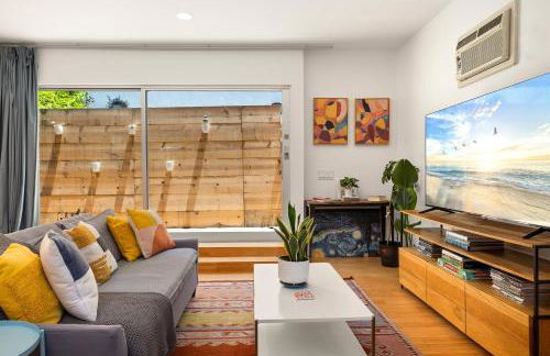 Artsy Venice Beach Canals Studio w/Rooftop & Sauna - Foto 6