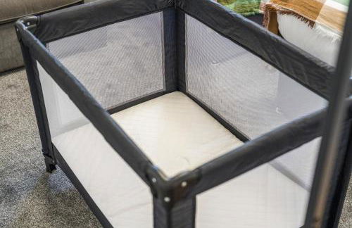 Spacious White House with parking, garden, Wi-Fi - Photo 22