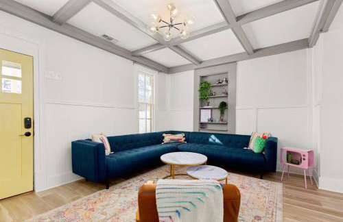 Gorgeous Home with Heated Pool In Downtown! - Foto 25