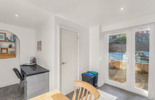 Badger Haven, Apartment 2 - Photo 15