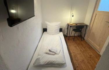 ALL IN APARTMENTS Küche, Bad, Schlafen - Foto 1