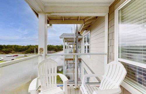 Top Floor - All The Views - 2 Bed 2 Bath Apartment in Westport - Foto 11