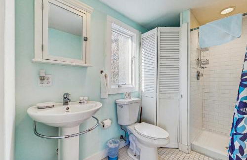 A Chatham Pearl on Oyster River - Photo 15